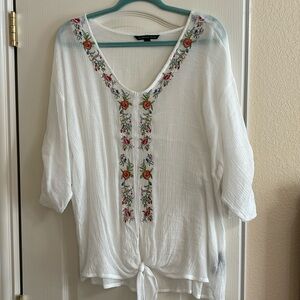 Sz 2X. 3/4 length sleeves.